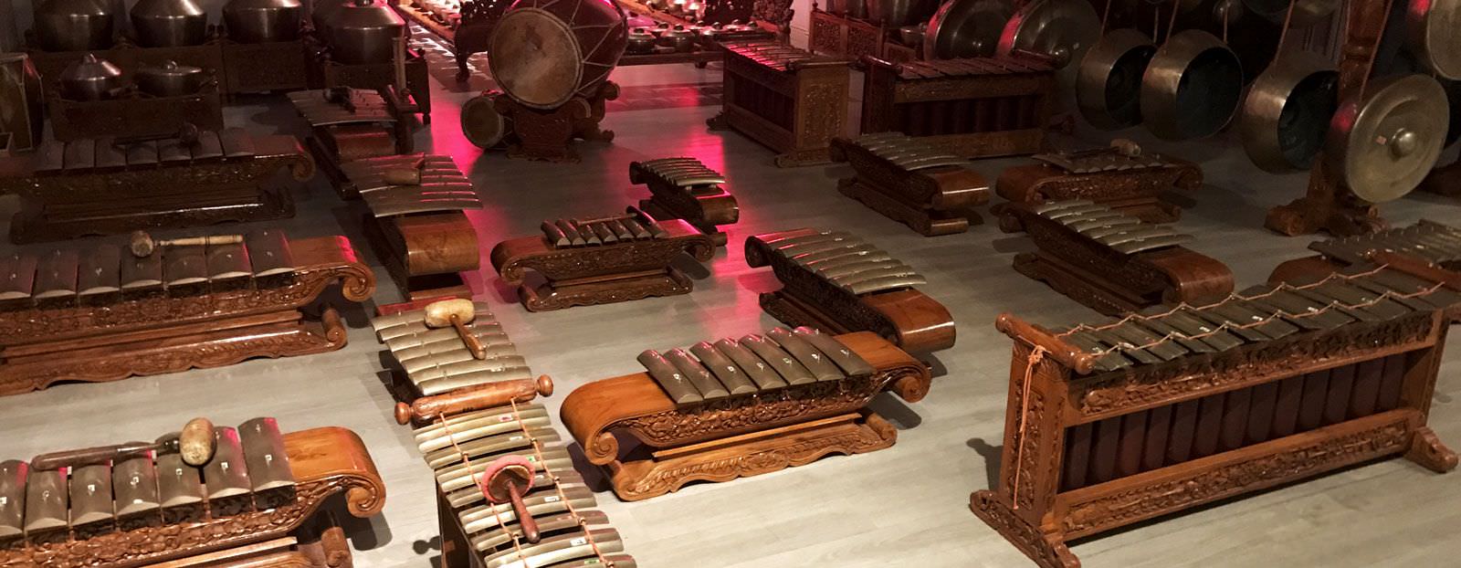 une partie des instruments de musique du musée sonore d'Angers, présenté dans l'un de mes livres insolites