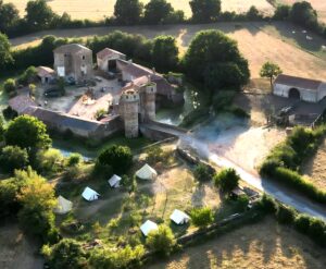 Château du Moyen Âge et rénovation écologique